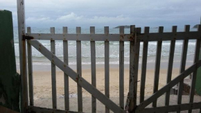 Casa Pé na Areia, 2D, C/ Ar - Ingleses (41)
